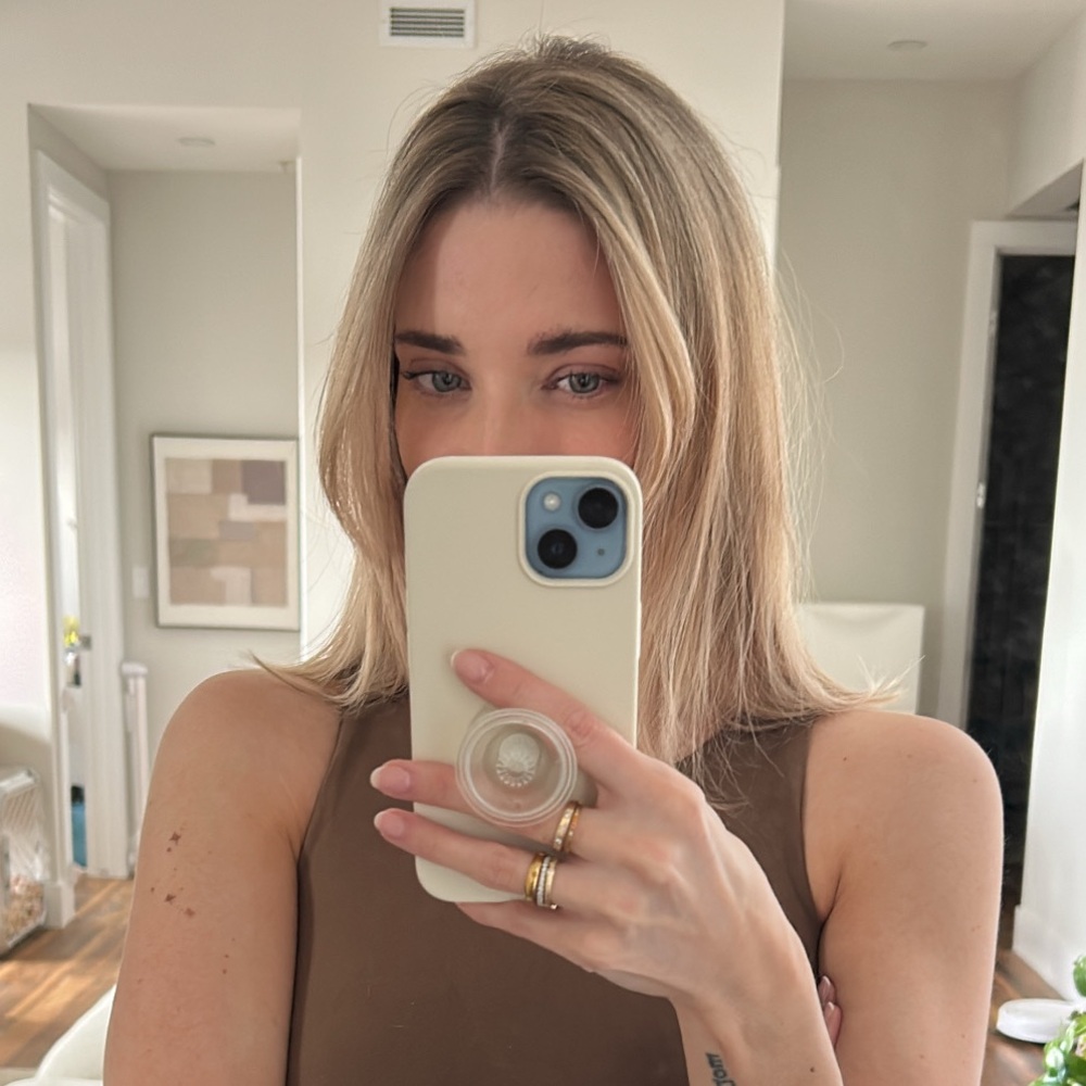 Meet your Posher, Jillian